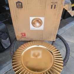 13" Round Metallic Fluted Gold Chargers