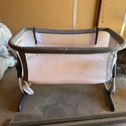 Bassinet 