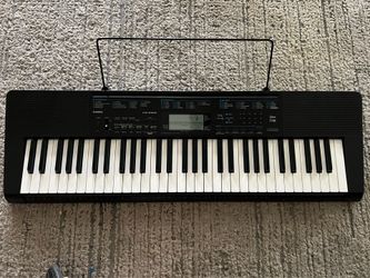 Casio CTK-2300 Electronic Keyboard w/ Stand