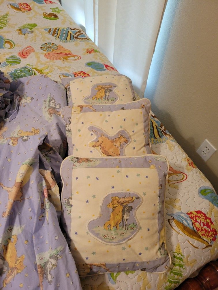 Laura Ashley Hey Diddle Diddle Crib/nursery Set