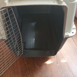 Medium size dog dog crate