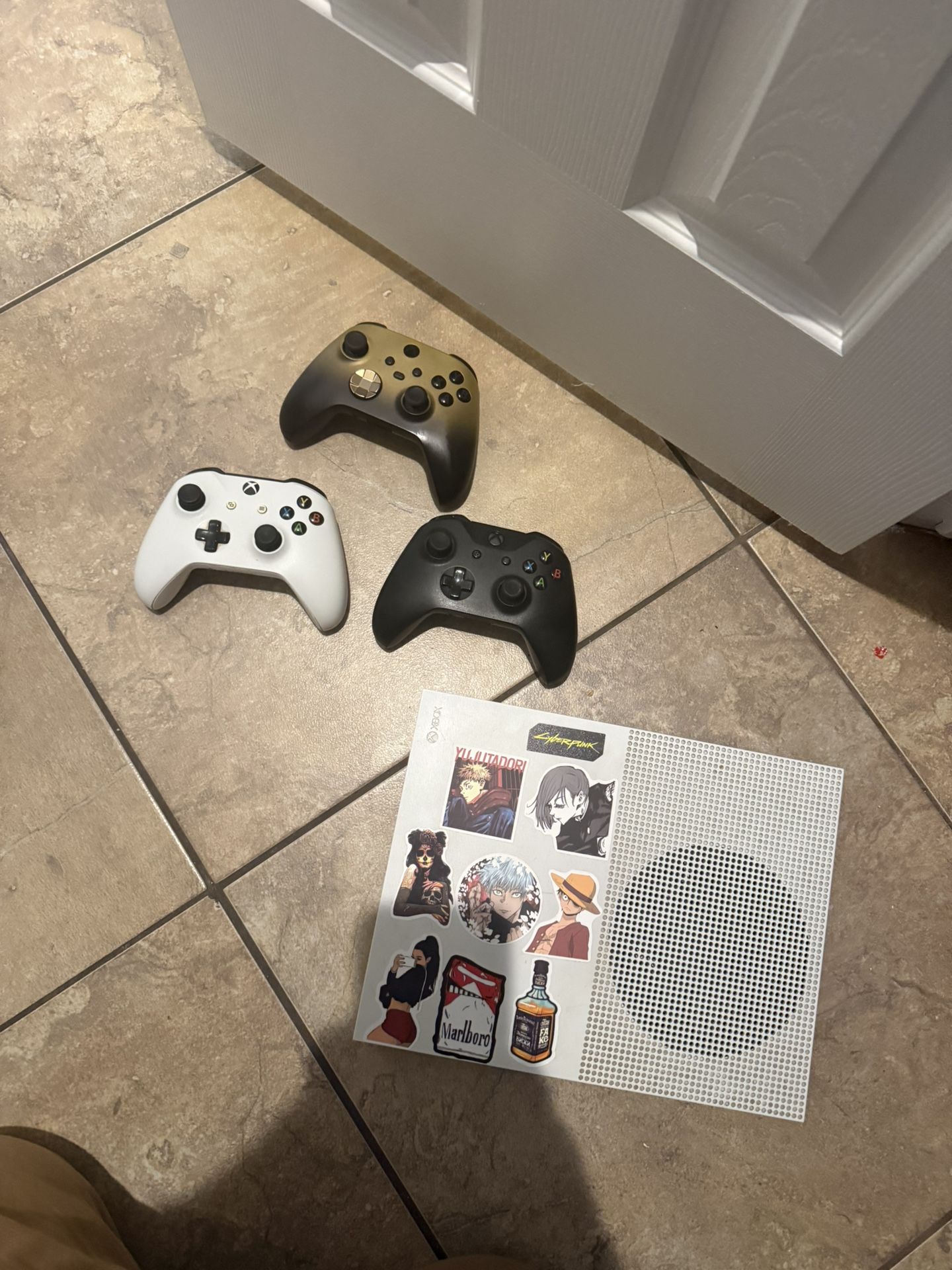 Xbox One S