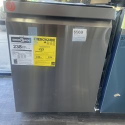 LG QuadWashPro 24” Wide Silver Stainless Steel Dishwasher w/ 3rd Rack @$630 Off or 53% Off MSRP!