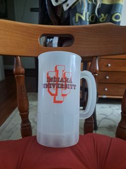 VINTAGE INDIANA UNIVERSITY GLASS