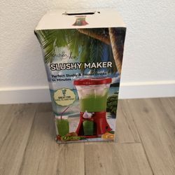NEW slushy maker In Box