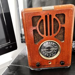 Antique Radio 