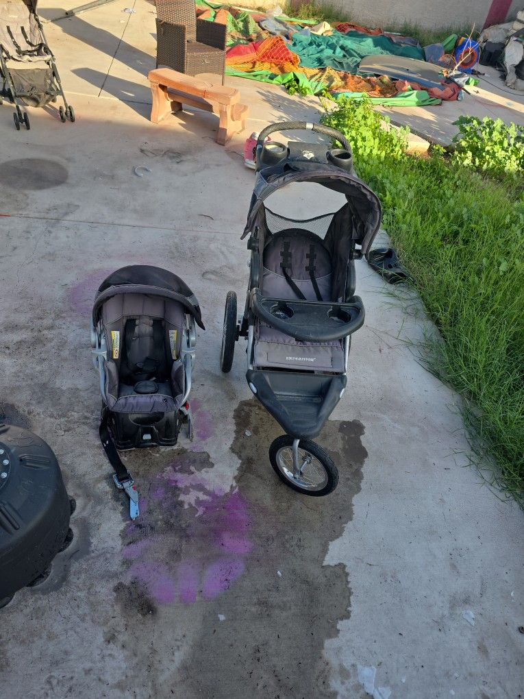 Carriola O Coche De Bebe