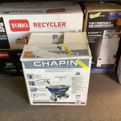 Chapin 82088B 80-Pound Professional Sure Spread Ice Melt and Salt Spreader with Baffles