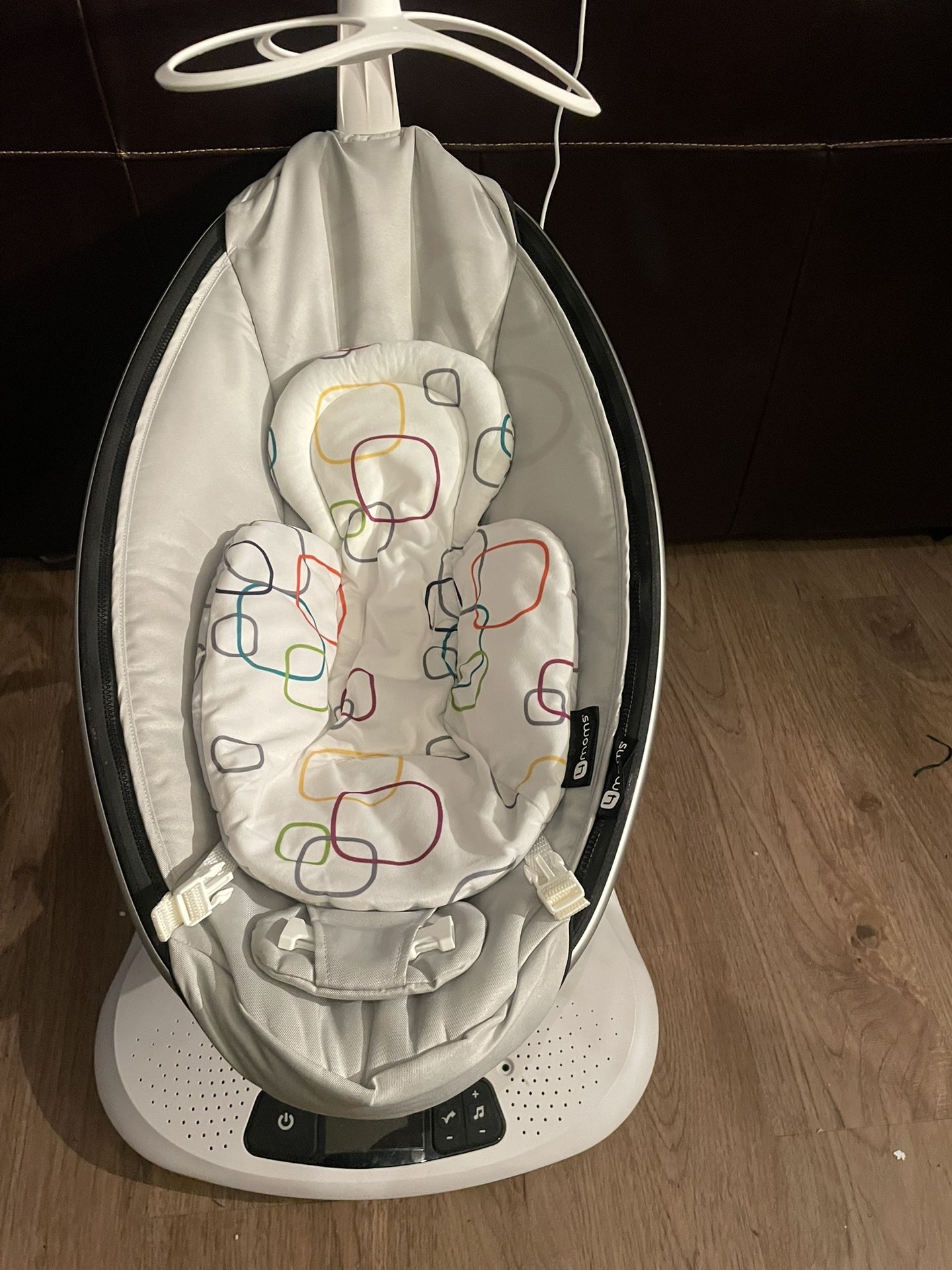 4 Moms Baby Swing