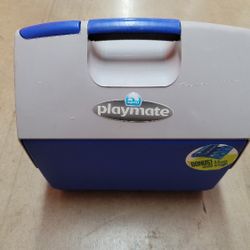 2 Used "IGLOO" Playmate Coolers