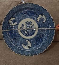 Large porcelain plate