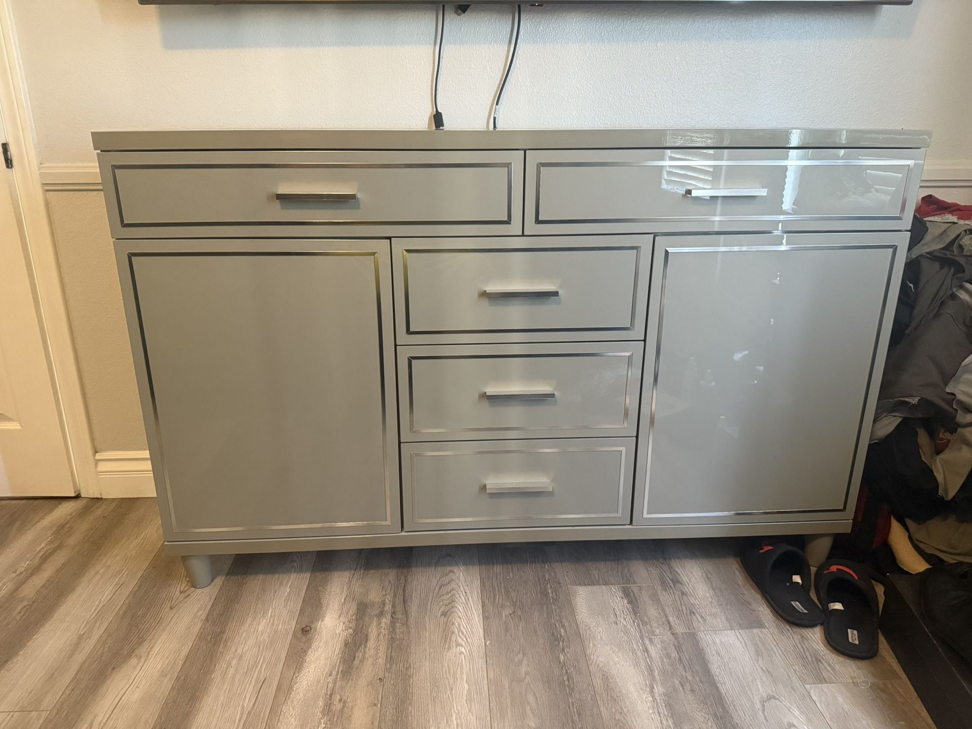 Set Of Dresser Drawer & Night Stand