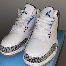 Air Jordan 3 UNC Size 9.5