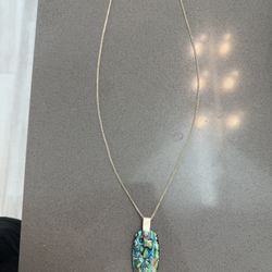 Kendra Scott Inez Gold Long Pendant Necklace in Abalone Shell