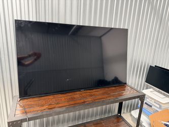 Samsung 70” 4K UHD Smart TV – Fully Functional – See Description
