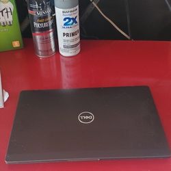 Dell 7400, Intel i5, 8gb ram, 256gb SSD