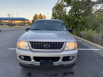 2005 Ford Explorer