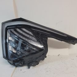 2020 - 22 - KIA SPORTAGE- LEFT- HEADLIGHT 