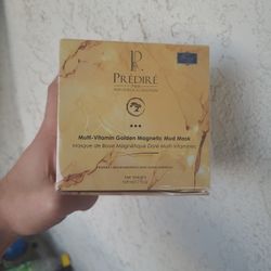 Golden Magnetic Mud Mask