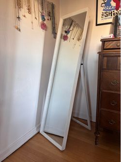 Standing easel full length mirrror