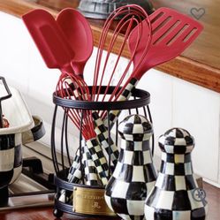 Mckenzie Child Utensil Caddy