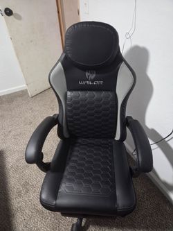Gaming chair