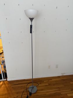 Lamp with remote