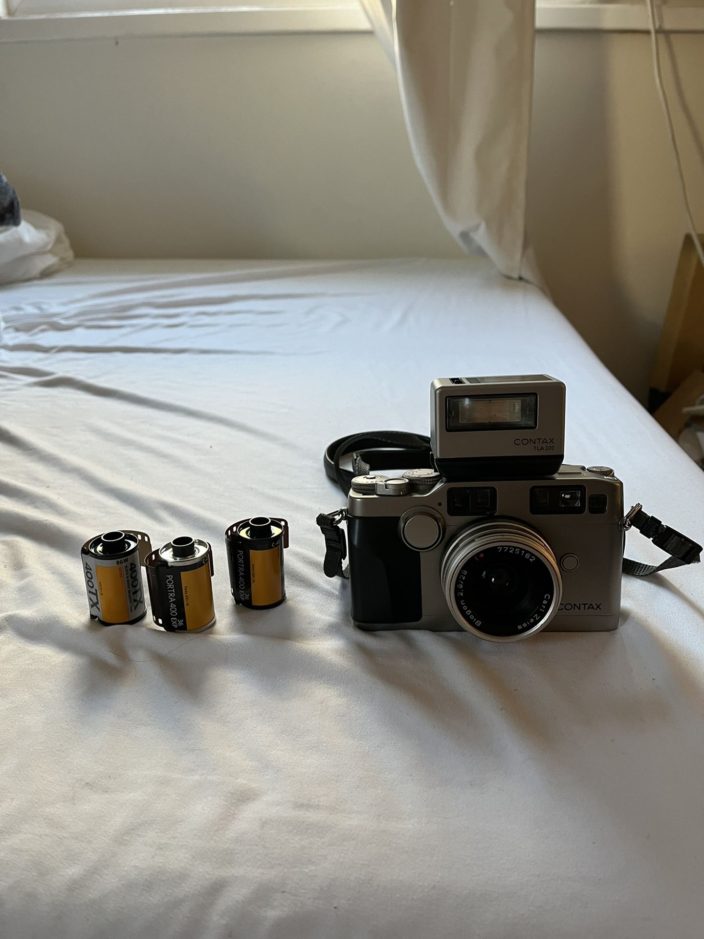 Contax G2 w/data back