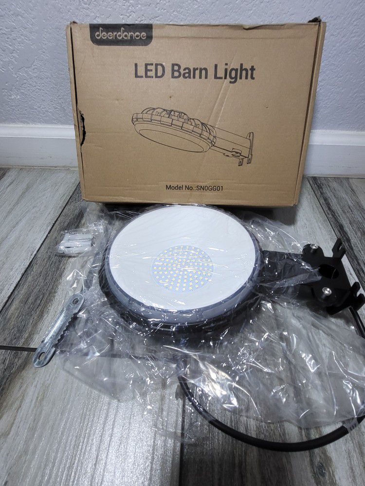 deerdance LED Barn Light, Dusk to Dawn Outdoor Lighting with 80W 10000LM 5000K Daylight, IP65 Waterproof Area Street Light for Farmhouse Barns Garage 