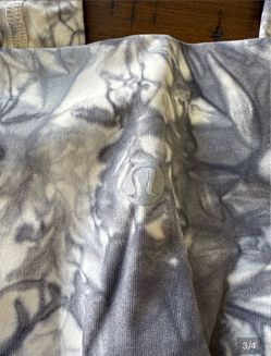 Lululemon marble leggings