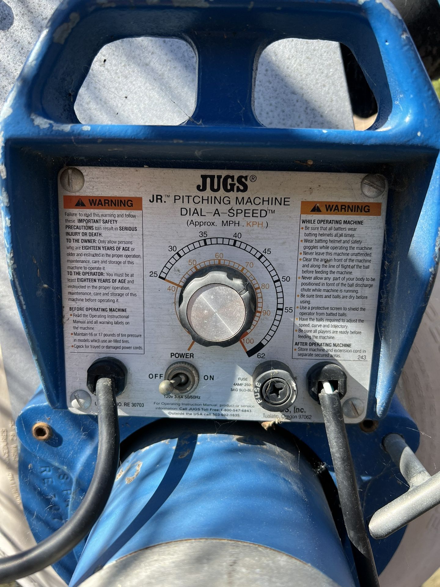 Jugs Jr Pitching Machine (baseball & softball) for Sale in Norco, CA
