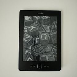 Amazon Kindle 4th Generation 6 inch 2GB Wifi (Like New)