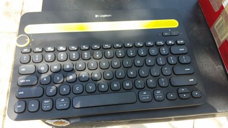 WIRELESS KEYPAD FOR SMARTPHONES/LAPTOPS