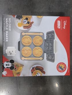 Disney Dash Multi Waffle Maker - Makes 4 Mini Waffles - NEW