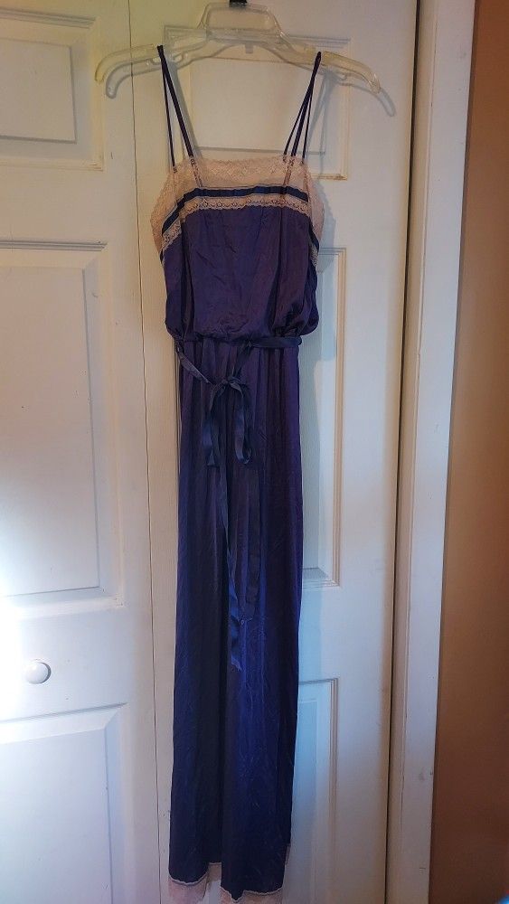 Flair Womens Purple Nightgown Nylon Lace Lingerie Silky USA Small Vintage