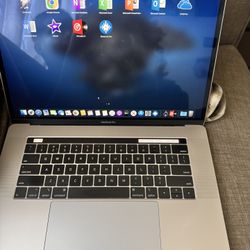 MacBook Pro 15” 2018