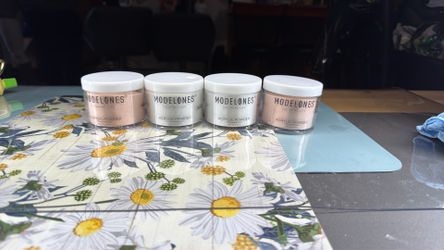Modelones acrylic powder