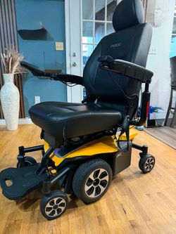 Pride air2 wheelchair