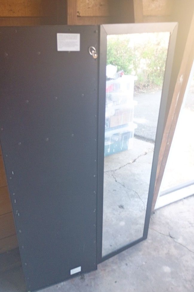 Full-Length Mirror armoire