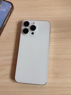 iPhone 14 Plus & iPhone 15 pro max