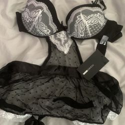 Fashion Nova Maid Room Service Bedroom Costume Set Black/White Size L