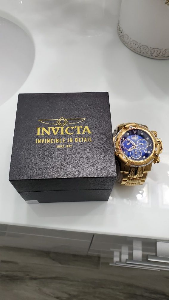 Invicta Watch New In Box Regular Price $499.99