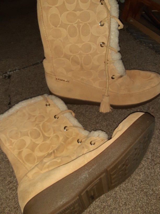 COACH BOOTS 