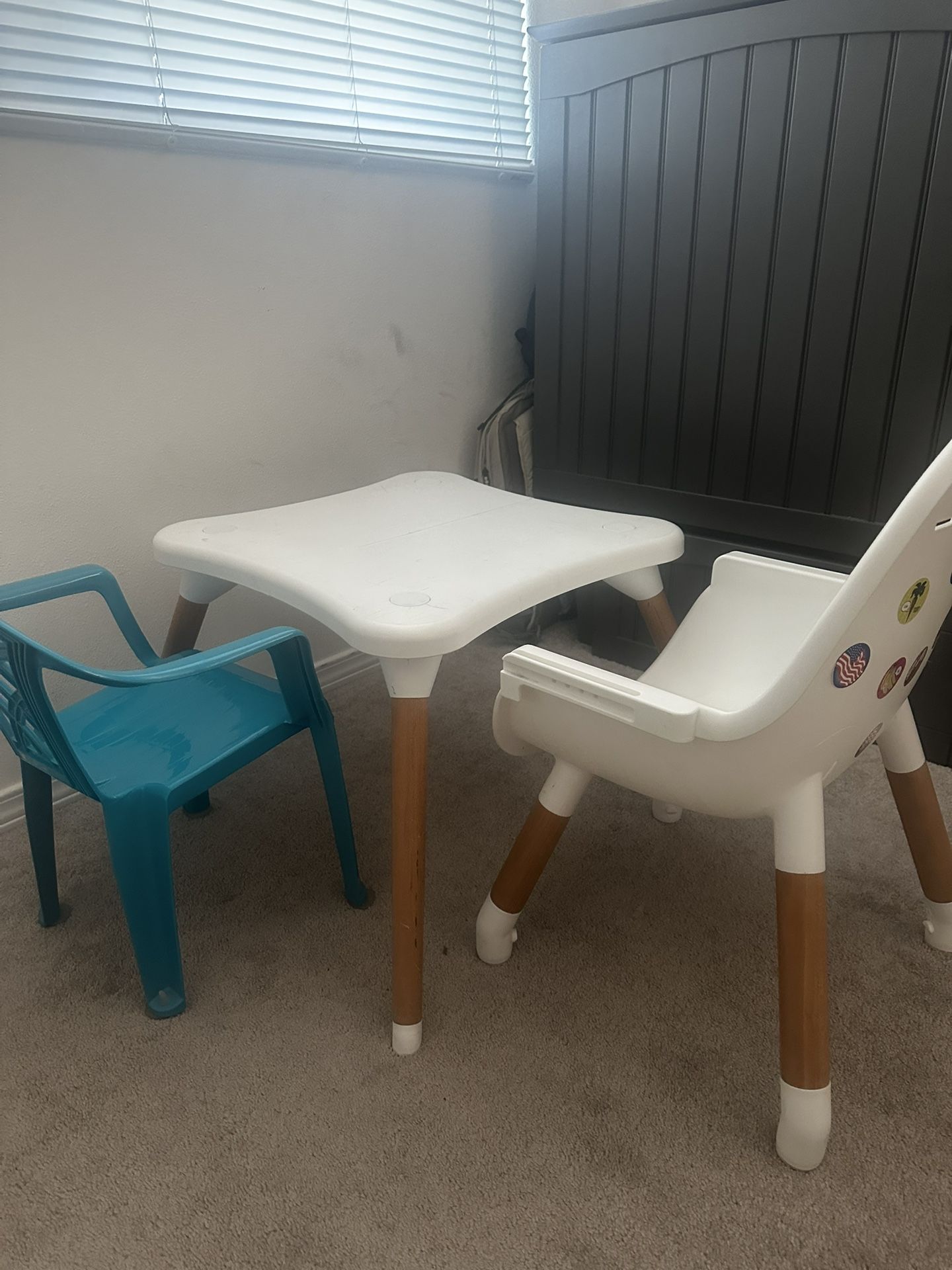 Free Kids Table Chair 