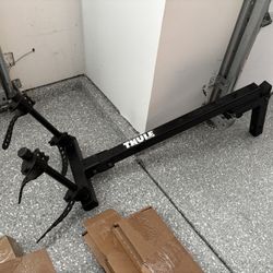 2 Bike Thule Hitch Rack - Good Condition