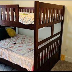 Solid Wood Bunk Bed 
