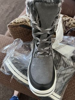 Snow Boots (new)