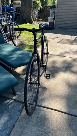 Fixie BICYCLE,Great condition,Asking $198 or best
