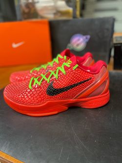 Kobe 6 ‘Reverse grinch’