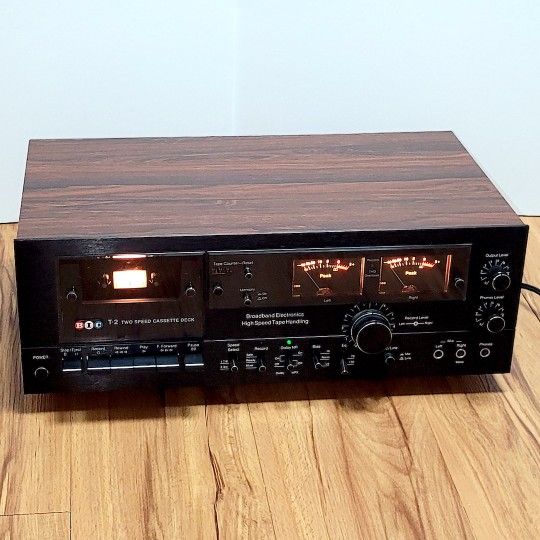 BIC T-2 Stereo Cassette Deck - Made in Japan